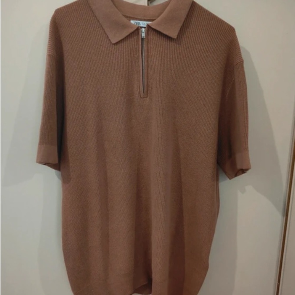 Zara Men Half-Zip Short Sleeve Sweater in Camel Brown